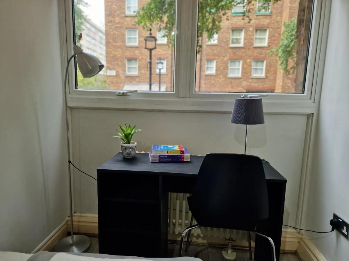 2 Bedrooms Flat In Great Location! London Eksteriør bilde